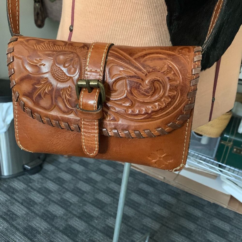 Patricia Nash wristlet or crossbody bag
